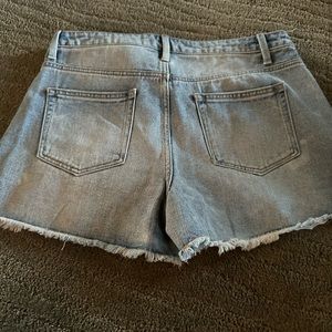Women’s Denim Short Time and Tru Size 10 distressed